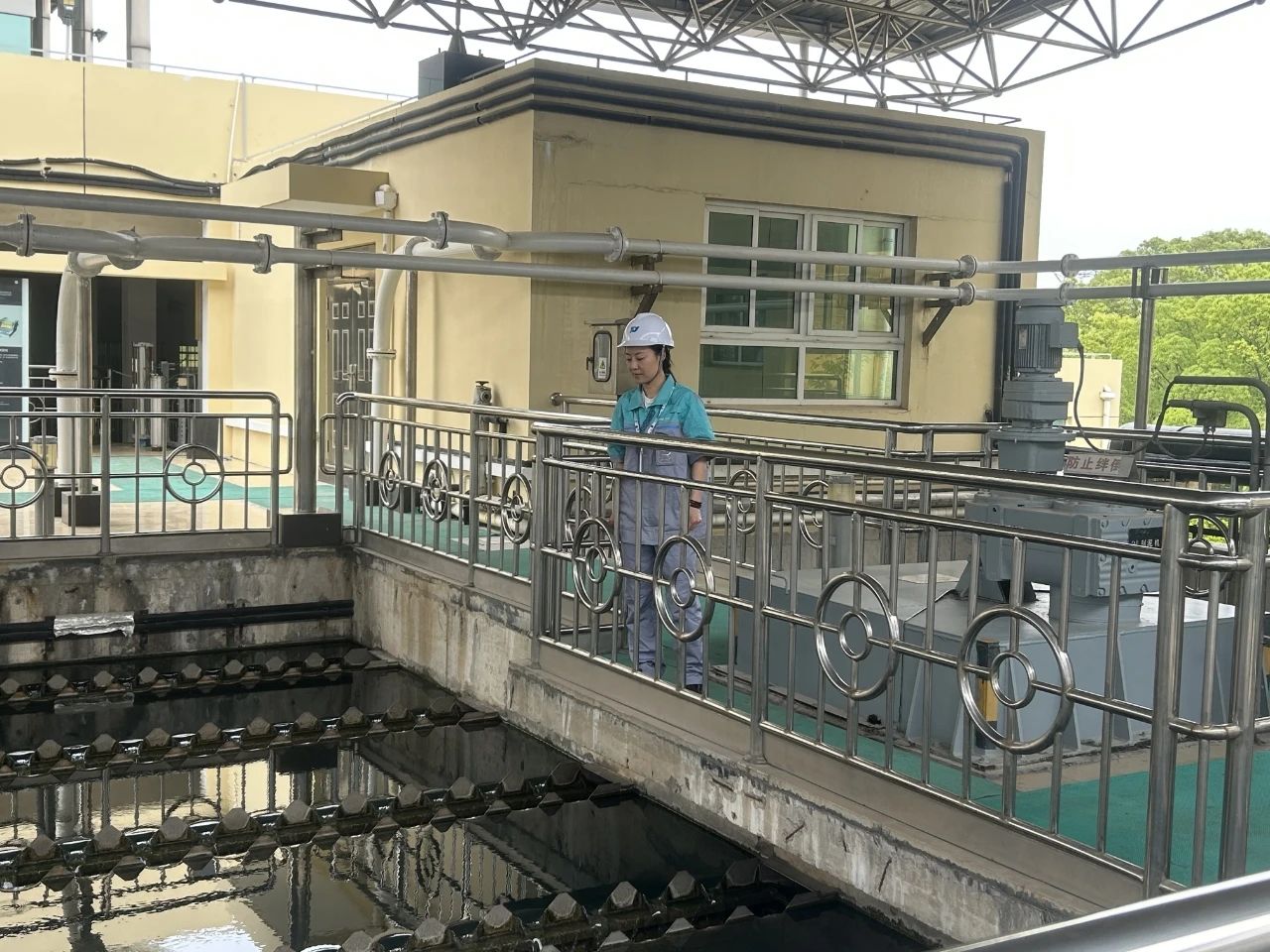 全讯网
多措并举保障“五一”节日期间供排水安全稳定